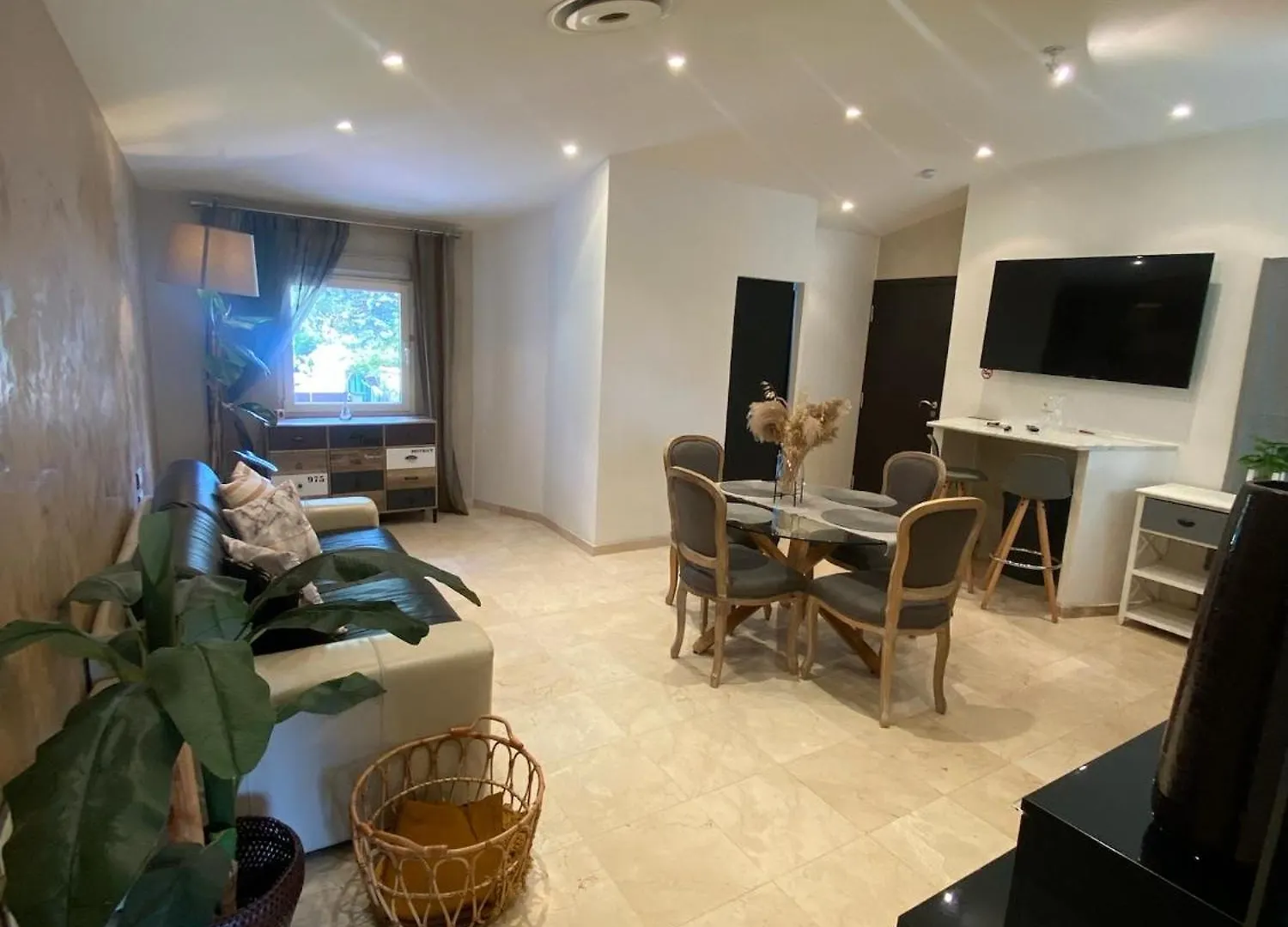 Villa St Jean Suite Romantique La Ciotat Guest house